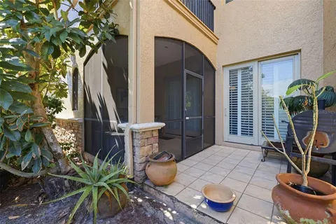$689,000 | 615 Saxony Boulevard, St. Petersburg, FL 33716