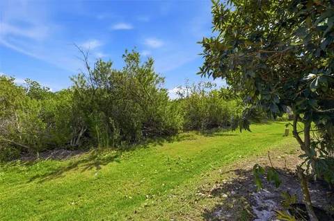 $689,000 | 615 Saxony Boulevard, St. Petersburg, FL 33716