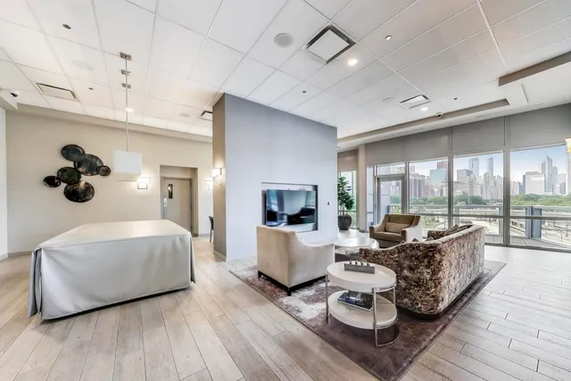 $6,500 | 1211 South Prairie Avenue, Unit 3906, Chicago, IL 60605