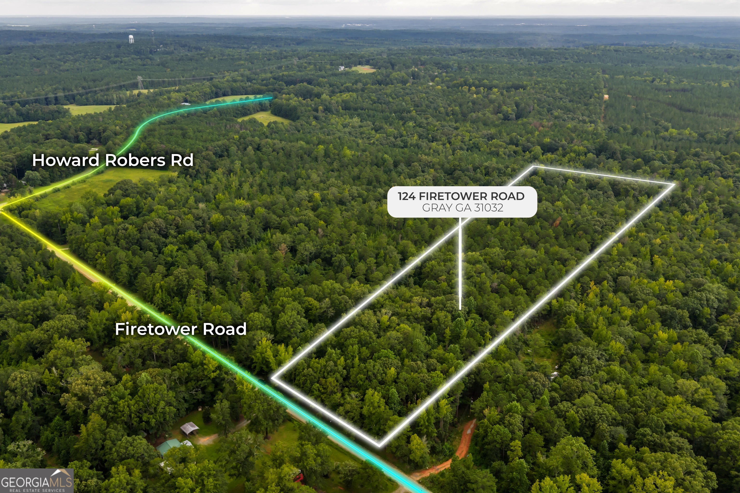 a view of a tennis court