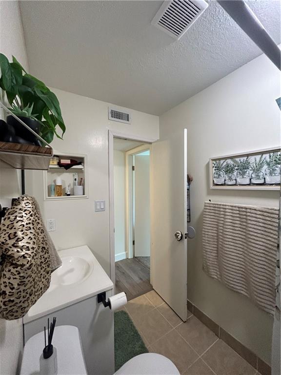 8133 Holmes Road, Unit 101 Kansas City, MO 64131 - Photo 16 of 22