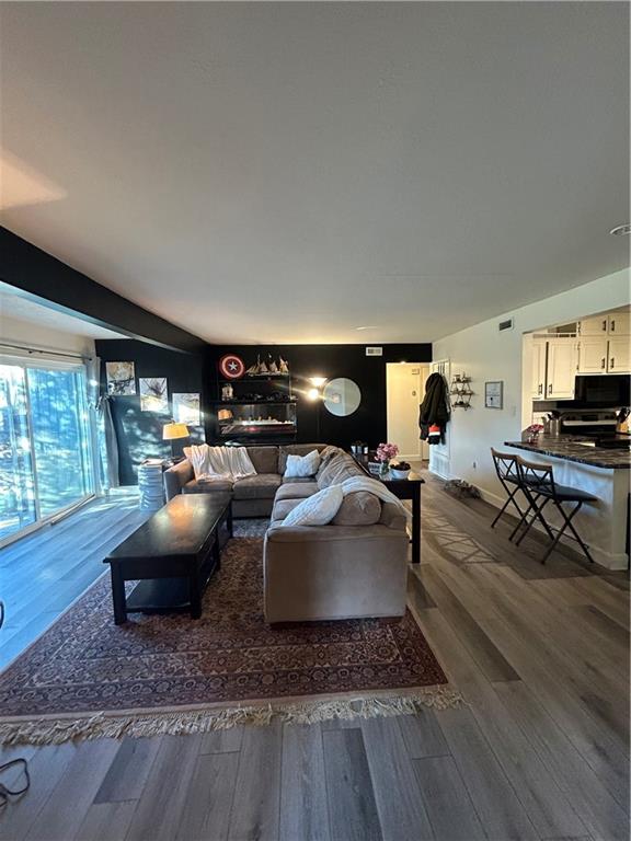 8133 Holmes Road, Unit 101 Kansas City, MO 64131 - Photo 3 of 22