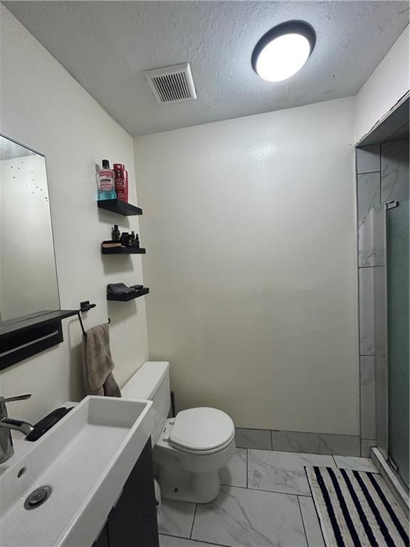 8133 Holmes Road, Unit 101 Kansas City, MO 64131 - Photo 9 of 22