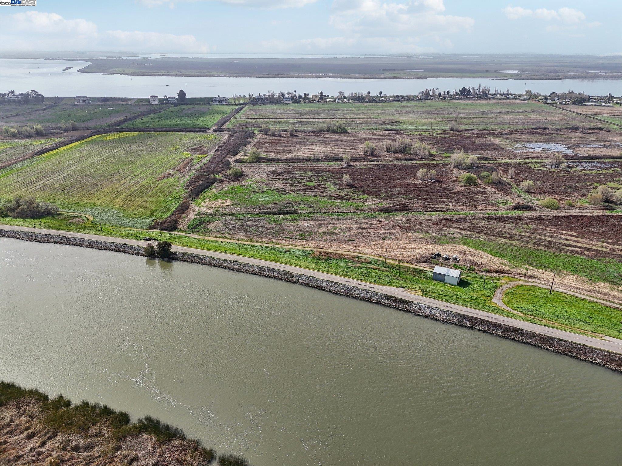 0 Brannan Isle Road Isleton, CA 95641 - Photo 2 of 19 a view of a city and an ocean view