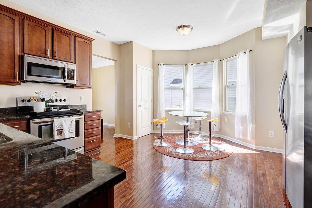 5713 Gingrey Road Dublin, OH 43016 - Photo 12 of 38 Gallery Image 12