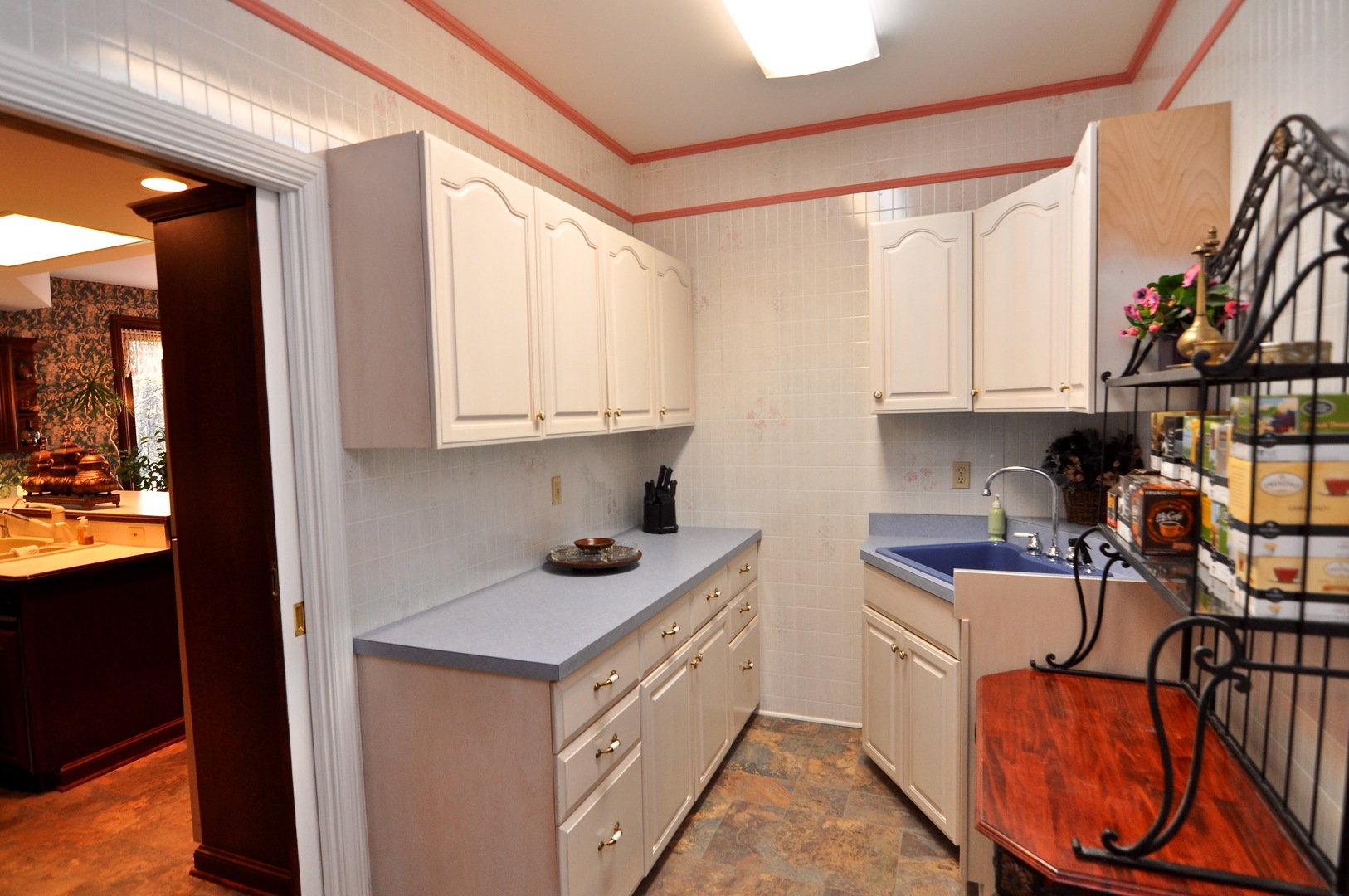 16161 Whipple Road Sycamore, IL 60178 - Photo 38 of 45 a kitchen with stainless steel appliances granite countertop a sink a stove and a refrigerator