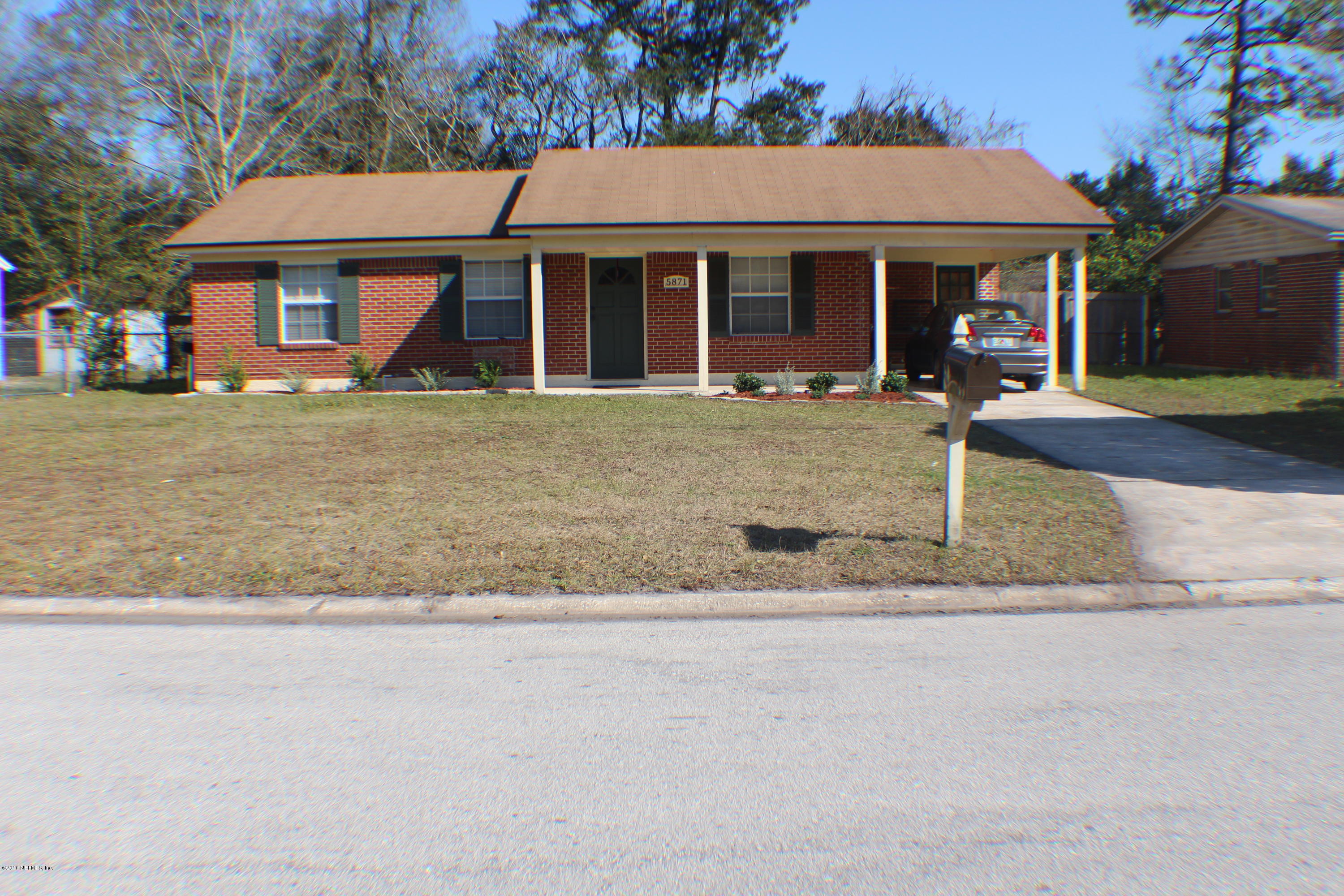 5871 Ridgeway Road East Jacksonville, FL 32244 - Photo 19 of 19 front view of a house with a yard
