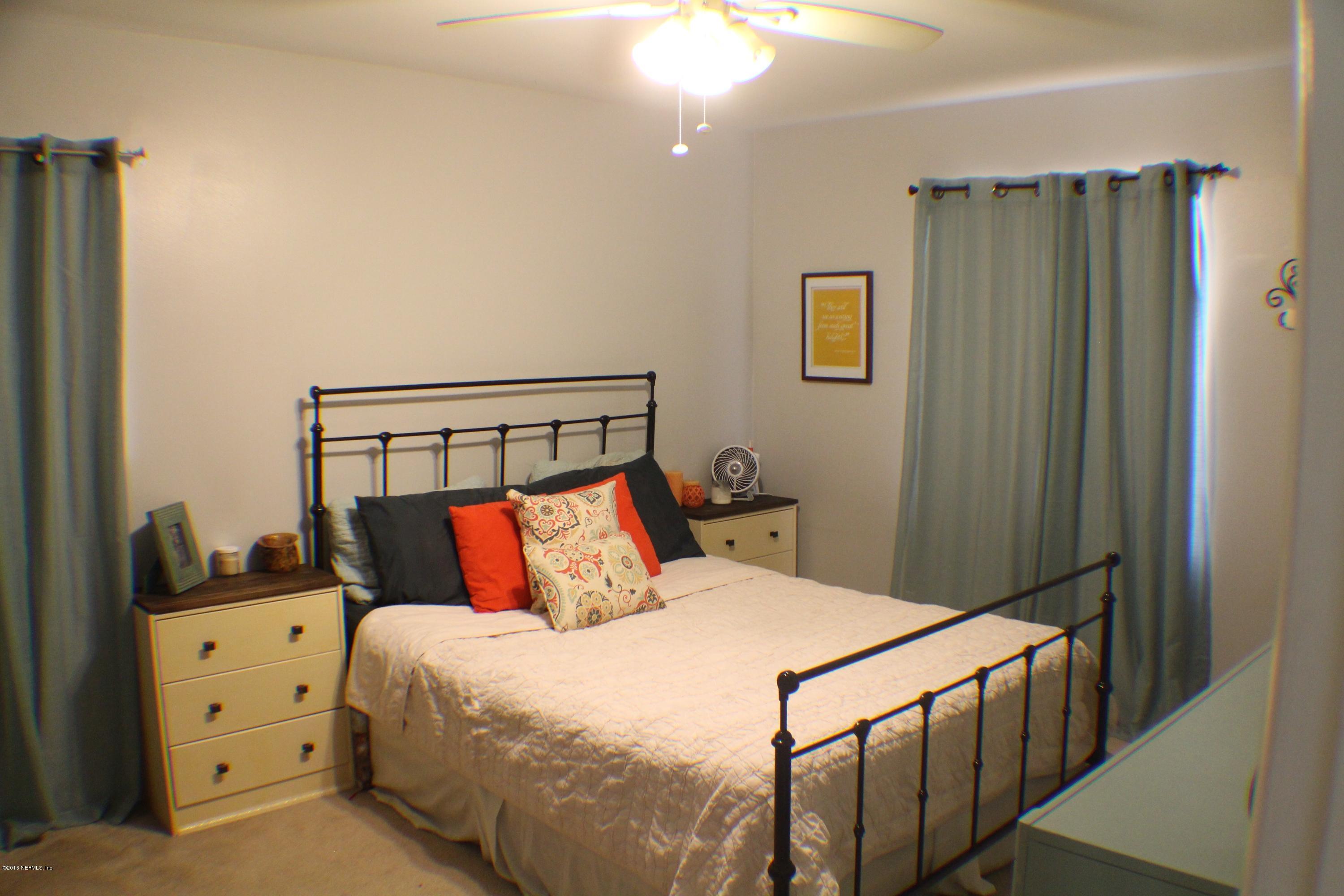 5871 Ridgeway Road East Jacksonville, FL 32244 - Photo 2 of 19