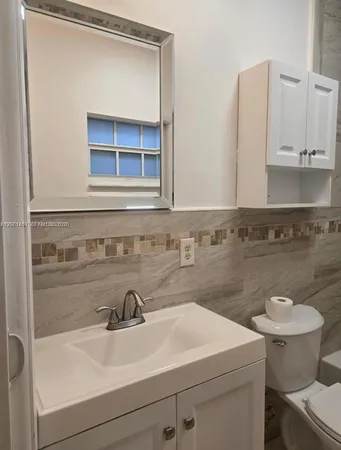 $3,200 | 9740 Northwest 5th Avenue, Unit B, Miami, FL 33150