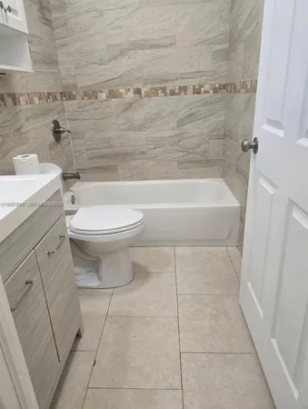 $3,200 | 9740 Northwest 5th Avenue, Unit B, Miami, FL 33150