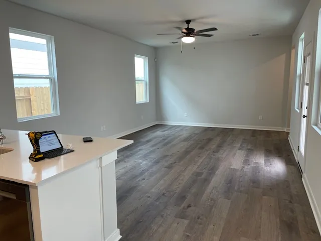 $2,600 | 2066 Alice Jay Way, Round Rock, TX 78665