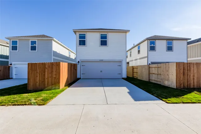 $2,499 | 2066 Alice Jay Way, Round Rock, TX 78665