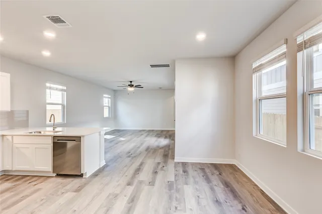 $2,499 | 2066 Alice Jay Way, Round Rock, TX 78665