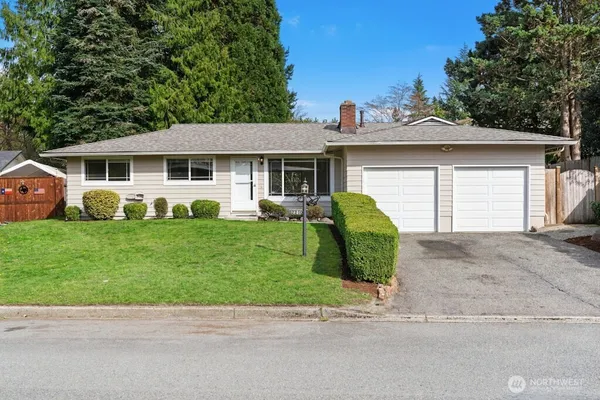 $3,850 | 2210 167th Avenue Northeast, Bellevue, WA 98008