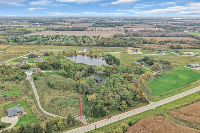 $1,699,000 | 815 North English Settlement Avenue, Rochester, WI 53105