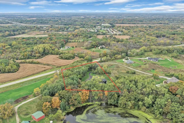 $1,699,000 | 815 North English Settlement Avenue, Rochester, WI 53105