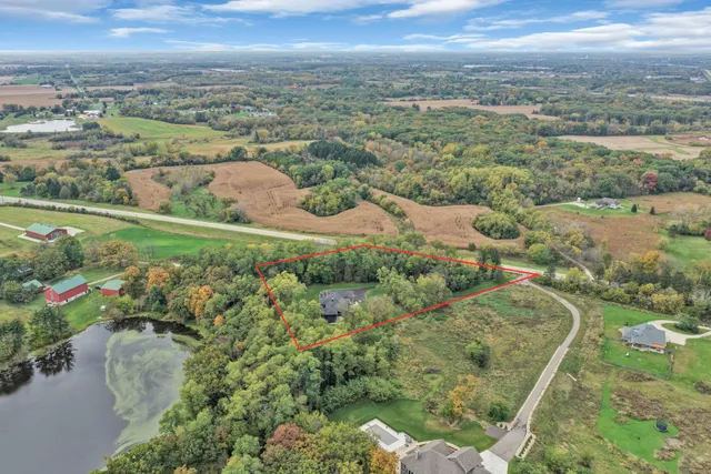 $1,699,000 | 815 North English Settlement Avenue, Rochester, WI 53105