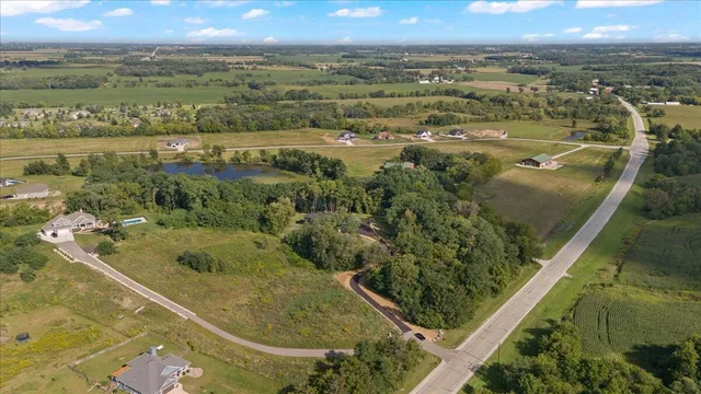$1,699,000 | 815 North English Settlement Avenue, Rochester, WI 53105