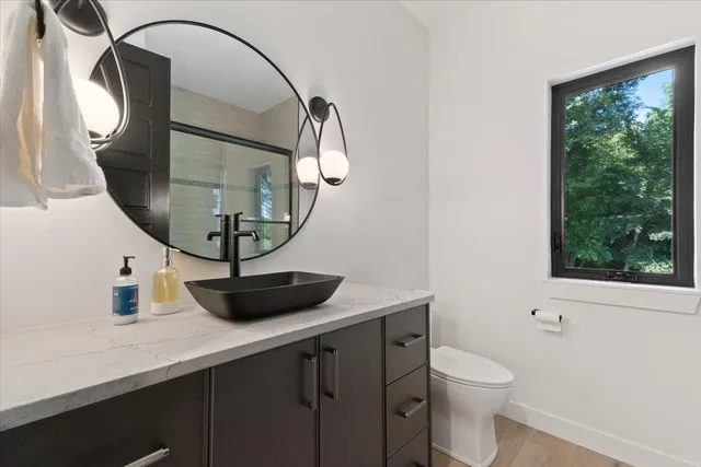 $1,699,000 | 815 North English Settlement Avenue, Rochester, WI 53105