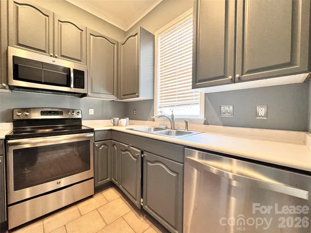 $1,895 | 914 Hawthorne Bridge Court, Charlotte, NC 28204