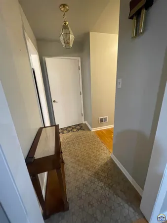 $285,000 | 5313 Southwest 23rd Terrace, Topeka, KS 66614