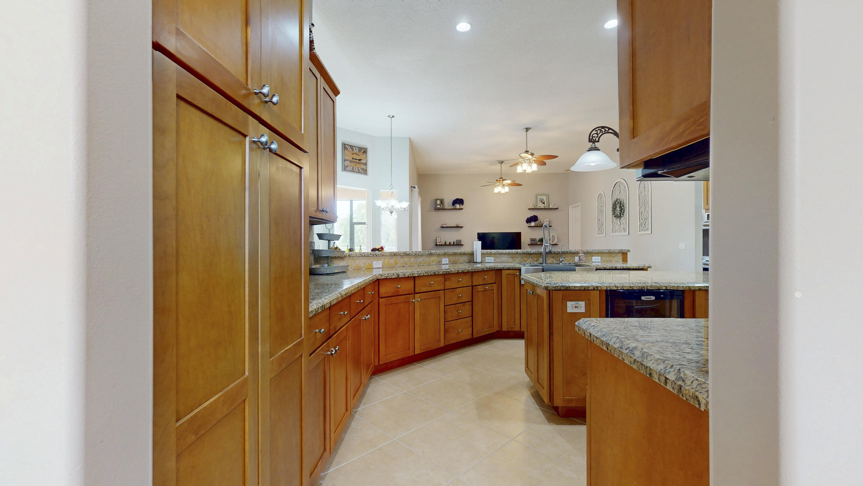 16190 63rd Road North The Acreage, FL 33470 - Photo 16 of 108 iPixx_01_9