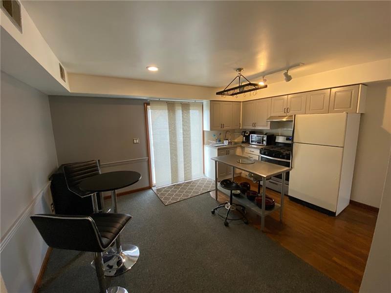 423 Edith Street Pittsburgh, PA 15211 - Photo 4 of 21 Kitchen/Dining Area Combination.