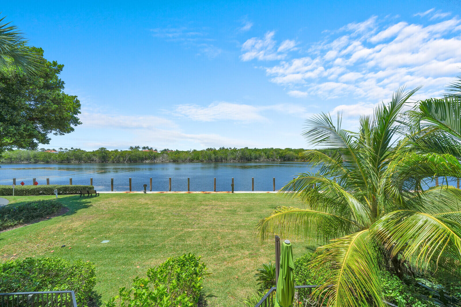 4501 North Ocean Boulevard, Unit TH04 Boca Raton, FL 33431 - Photo 49 of 86 VIEW: INTRACOASTAL