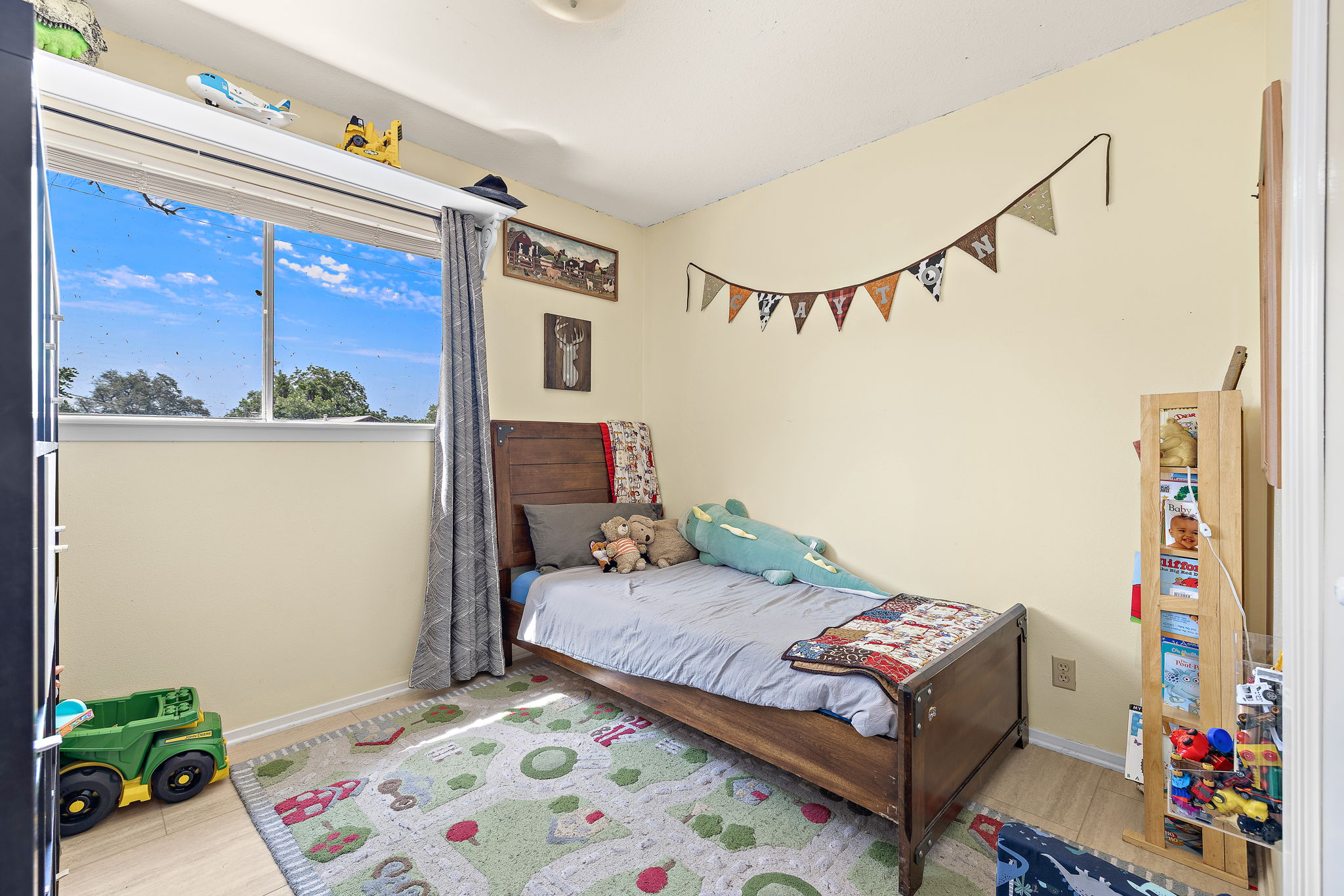 605 Parkway Street Georgetown, TX 78628 - Photo 23 of 31