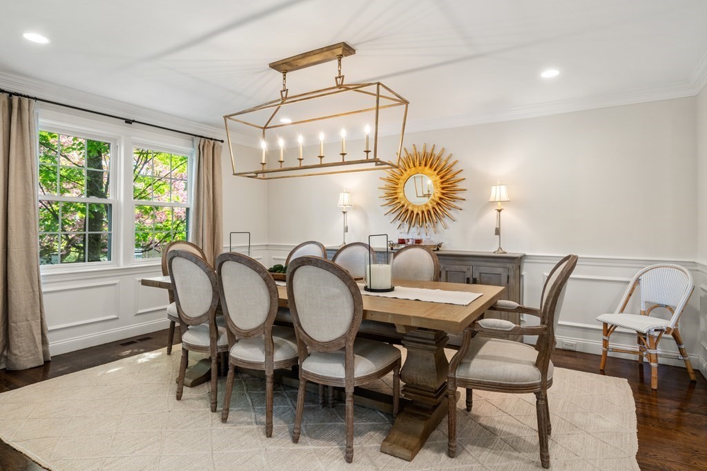 49 Elmwood Road Needham, MA 02492 - Photo 5 of 40 Gallery Image 5