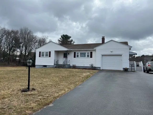 $2,800 | 39 Mill Road, Chelmsford, MA 01824