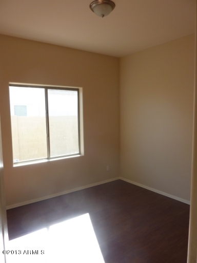 33 East Elgin Street Gilbert, AZ 85295 - Photo 10 of 15 Bed1