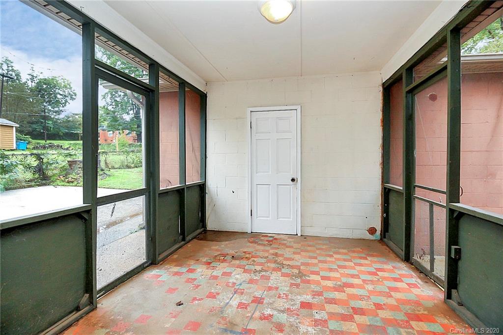 307 Harris Street Fort Mill, SC 29715 - Photo 29 of 39 a view of a room with a large window
