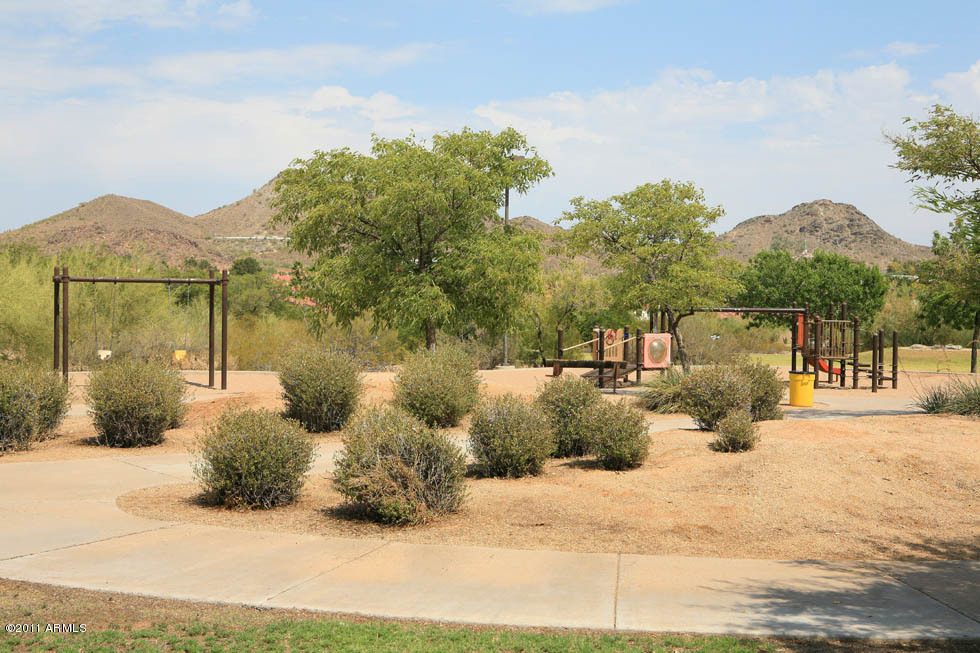 1709 East Gelding Drive Phoenix, AZ 85022 - Photo 27 of 33 Lookout Mountain Park-Play Area