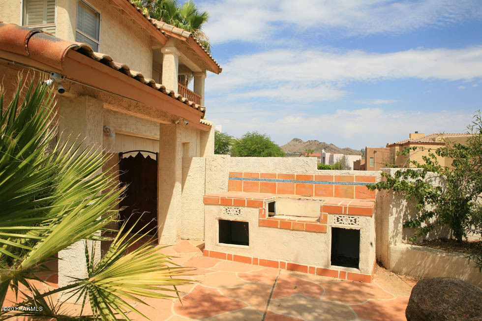 1709 East Gelding Drive Phoenix, AZ 85022 - Photo 32 of 33 BBQ