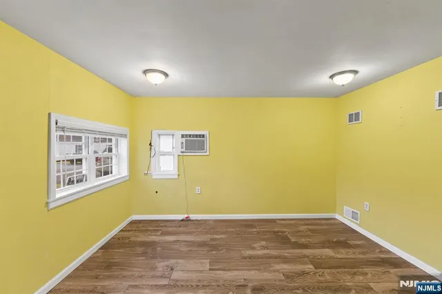 $1,200 | 190 Highway 46, Unit B, Little Ferry, NJ 07643