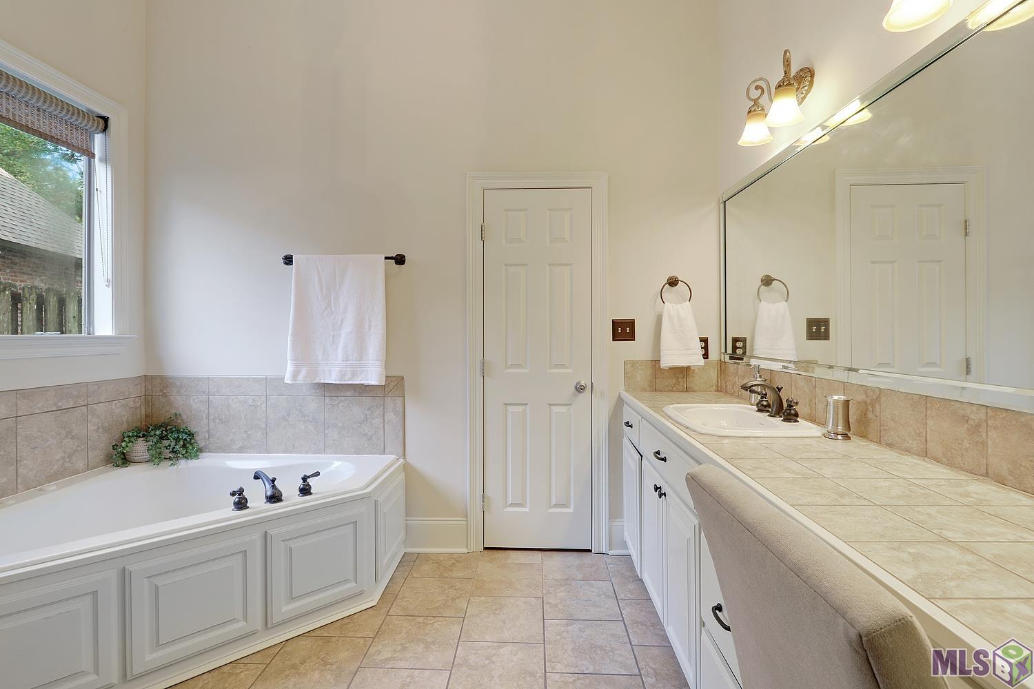3107 Rue D Orleans Baton Rouge, LA 70810 - Photo 11 of 14 Gallery Image 11