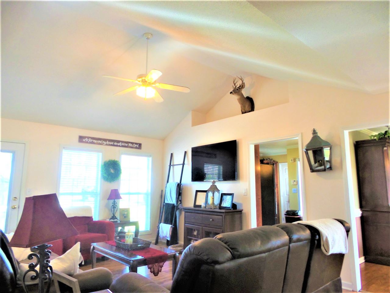 627 Brimley Court Inman, SC 29349 - Photo 3 of 36