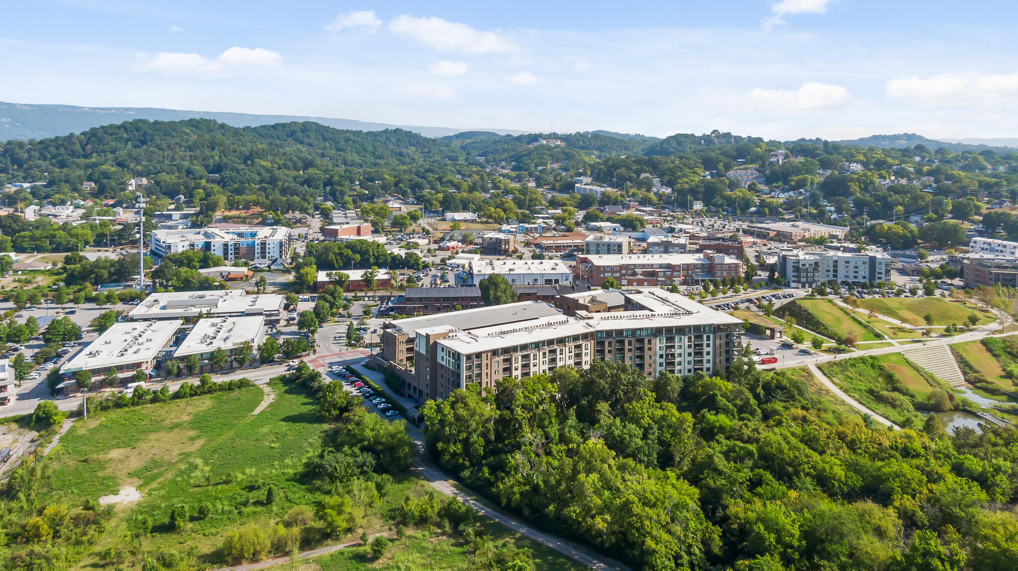 200 Manufacturers Road, Unit 245 Chattanooga, TN 37405 - Photo 54 of 56 One North Shore-50