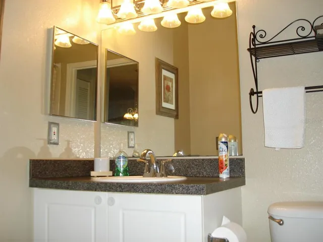 $2,000 | 2141 Portofino Place, Unit 82816, Palm Harbor, FL 34683