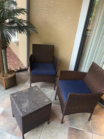 $2,000 | 2141 Portofino Place, Unit 82816, Palm Harbor, FL 34683