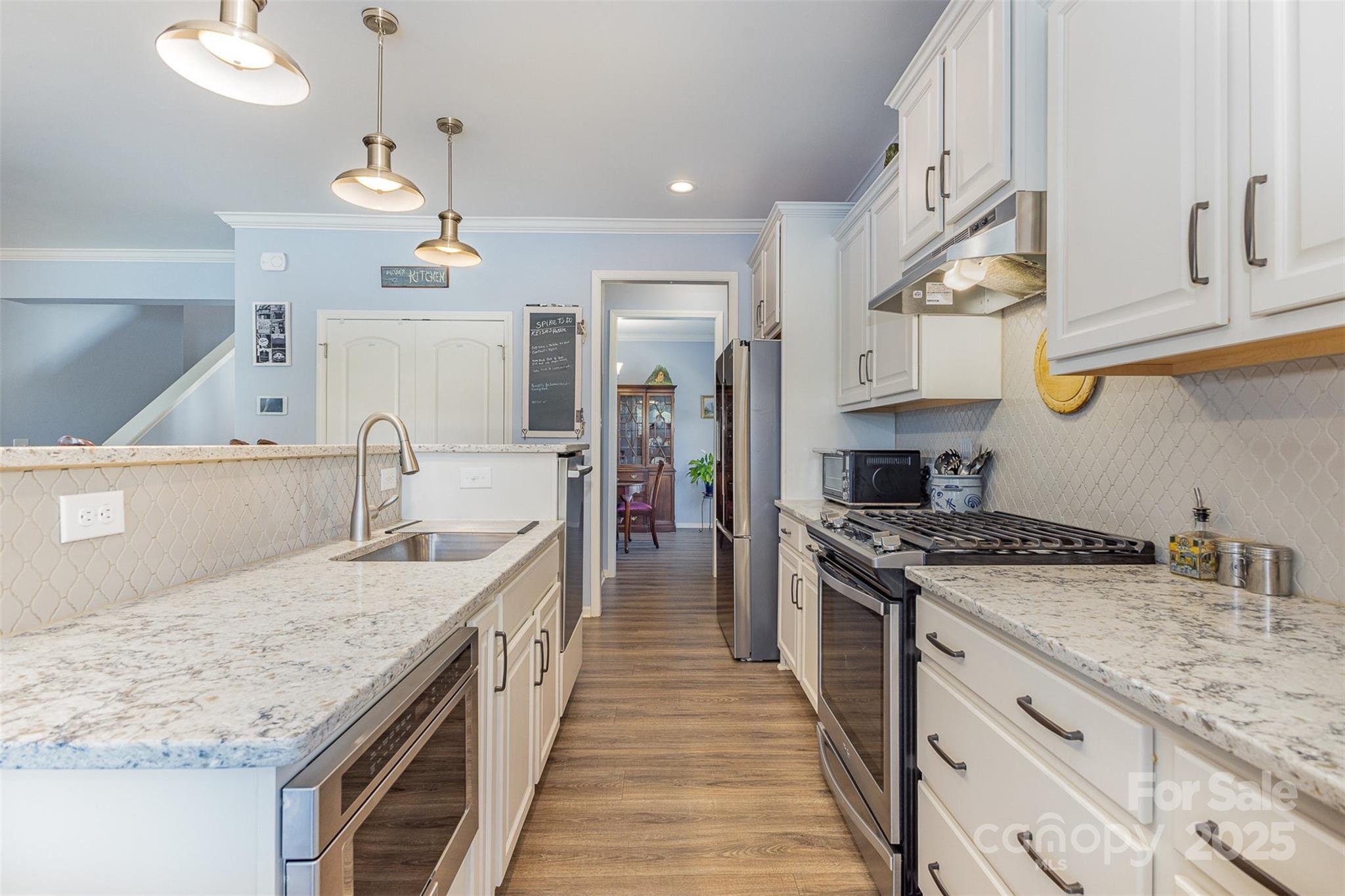 19650 Harbor Watch Court Lancaster, SC 29720 - Photo 23 of 47