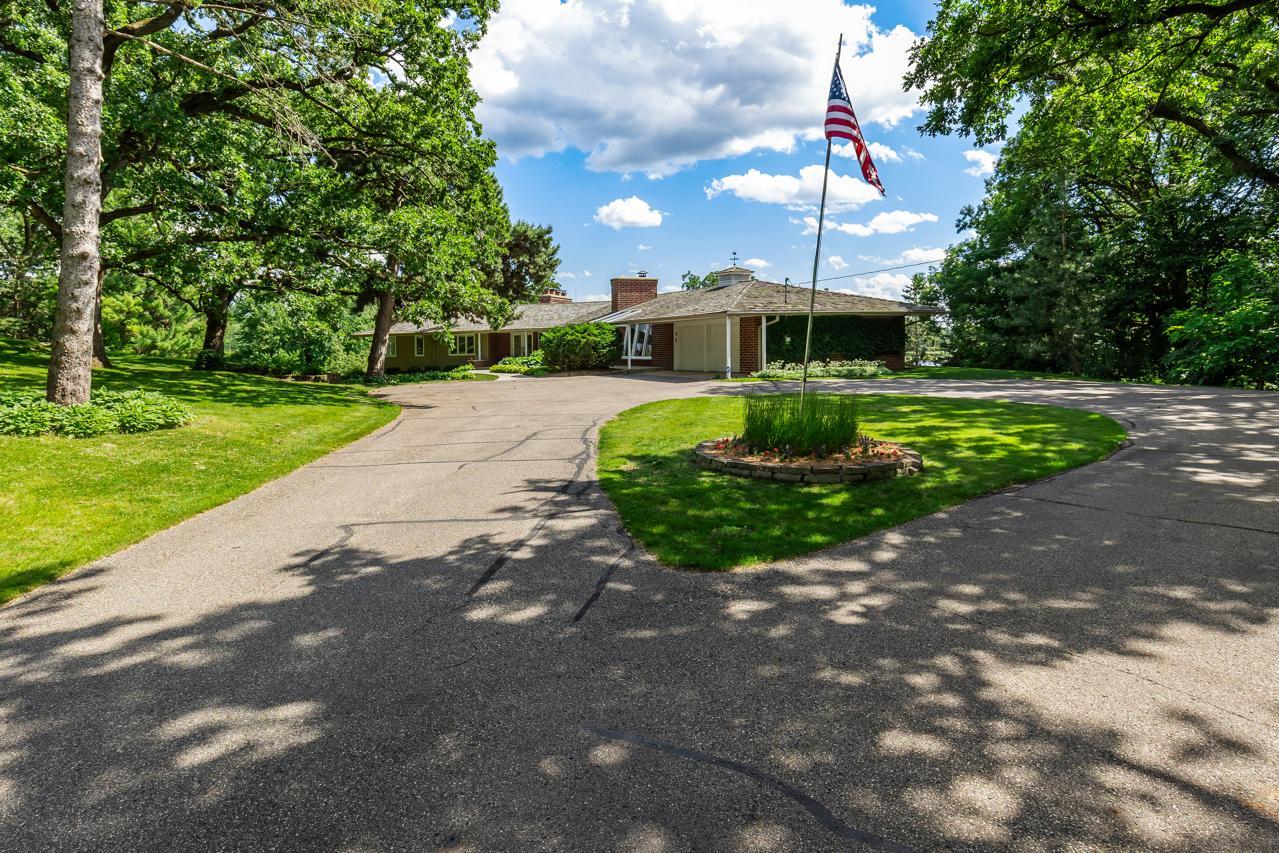 7011 Willow Creek Road Eden Prairie, MN 55344 - Photo 6 of 80