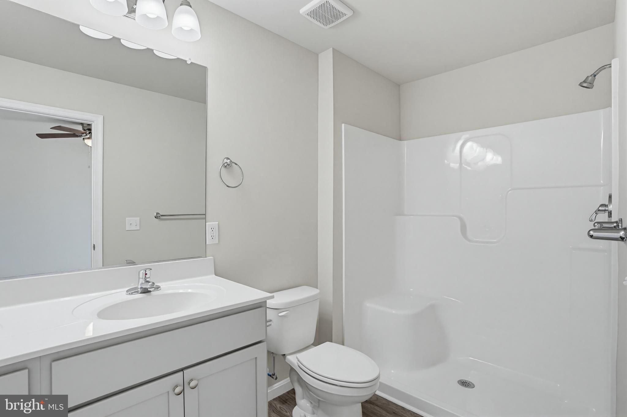 104 Rubaker Way, Unit 157 Dover, DE 19901 - Photo 27 of 33 Primary Bath