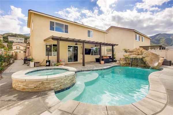 $899,000 | 26130 Plumcot Drive, Corona, CA 92883