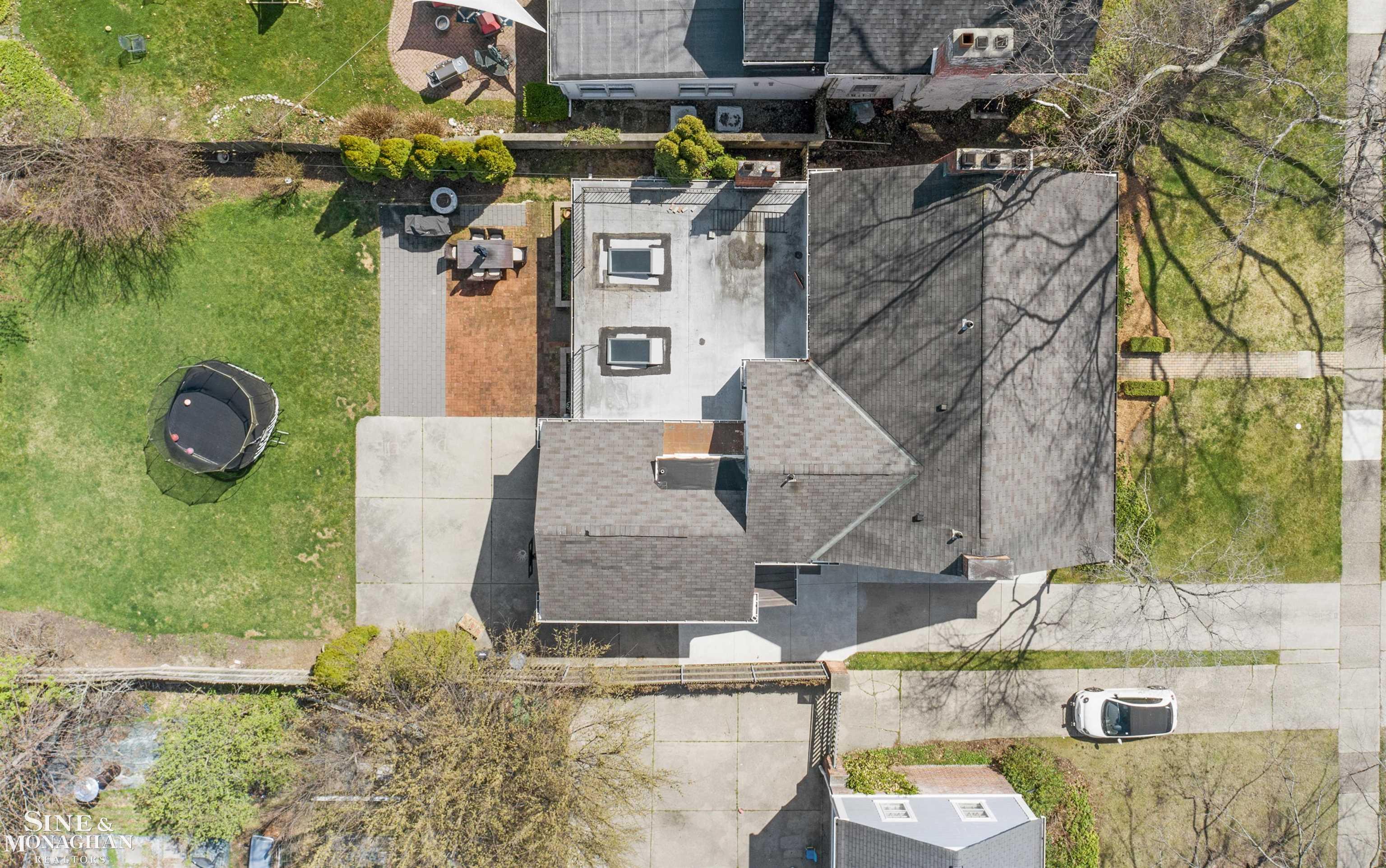 118 Merriweather Road Grosse Pointe, MI 48236 - Photo 48 of 54 50139312-287AC585-66E7-4E51-853C-FB5E7DBD060B.JPG
