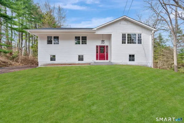 $619,000 | 751 West Avon Road, Avon, CT 06001