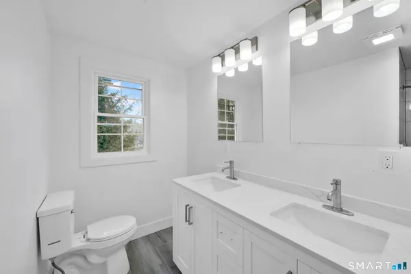 $619,000 | 751 West Avon Road, Avon, CT 06001