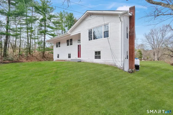 $619,000 | 751 West Avon Road, Avon, CT 06001