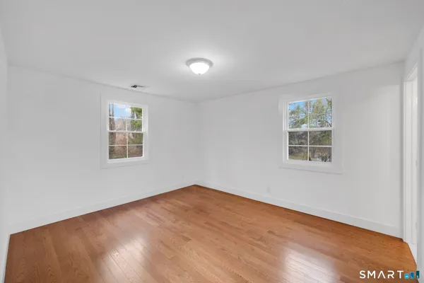 $619,000 | 751 West Avon Road, Avon, CT 06001